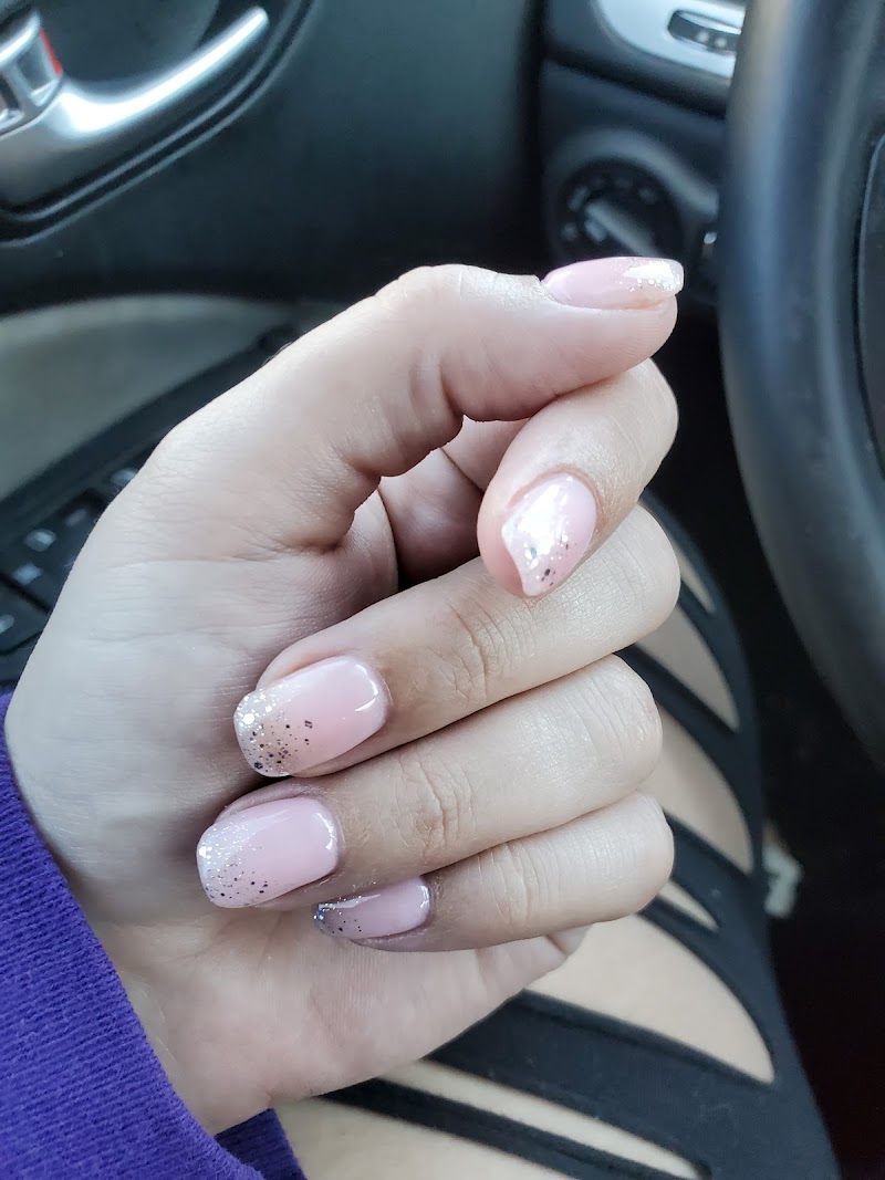 Hollygood Nails-Spa, beauty salon in Wauchula, FL, photo 6 of 10