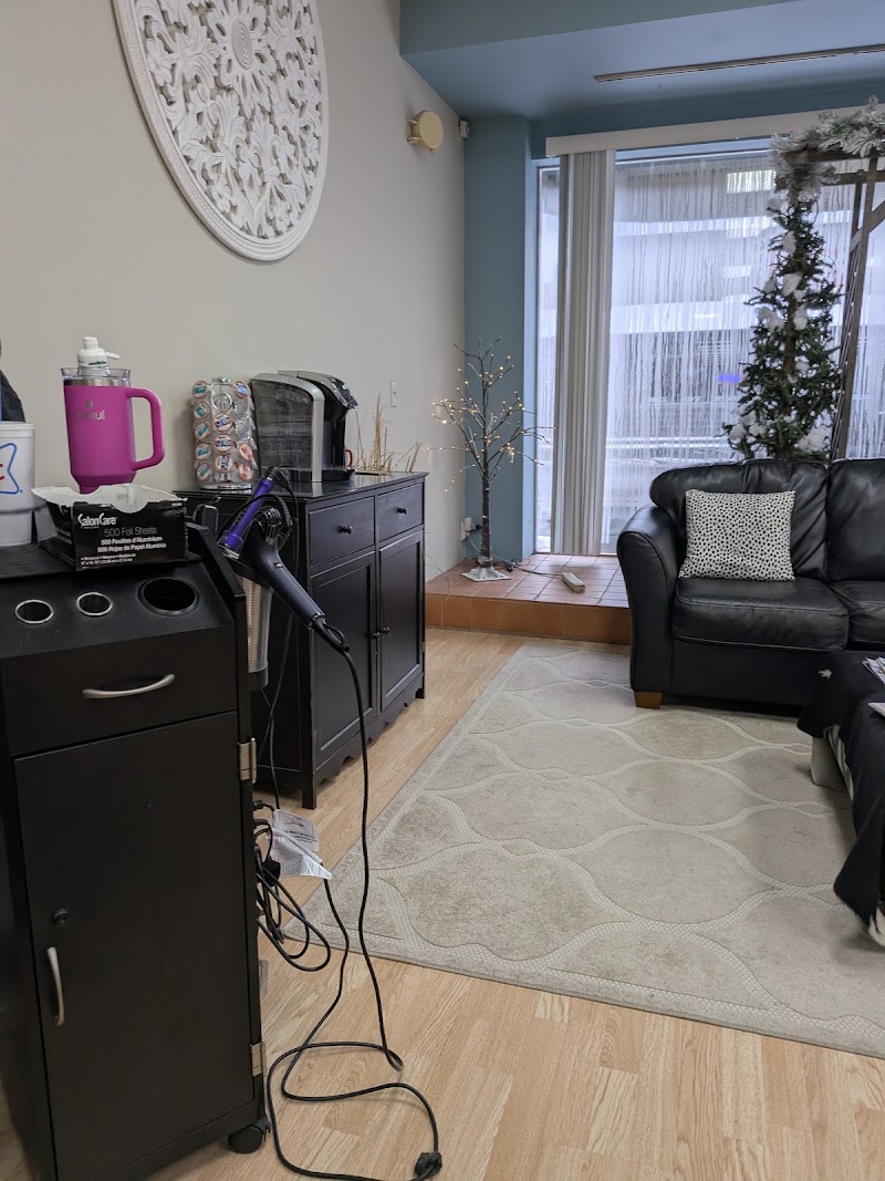 A Cut Above, beauty salon in Lebanon, MO, photo 5 of 7