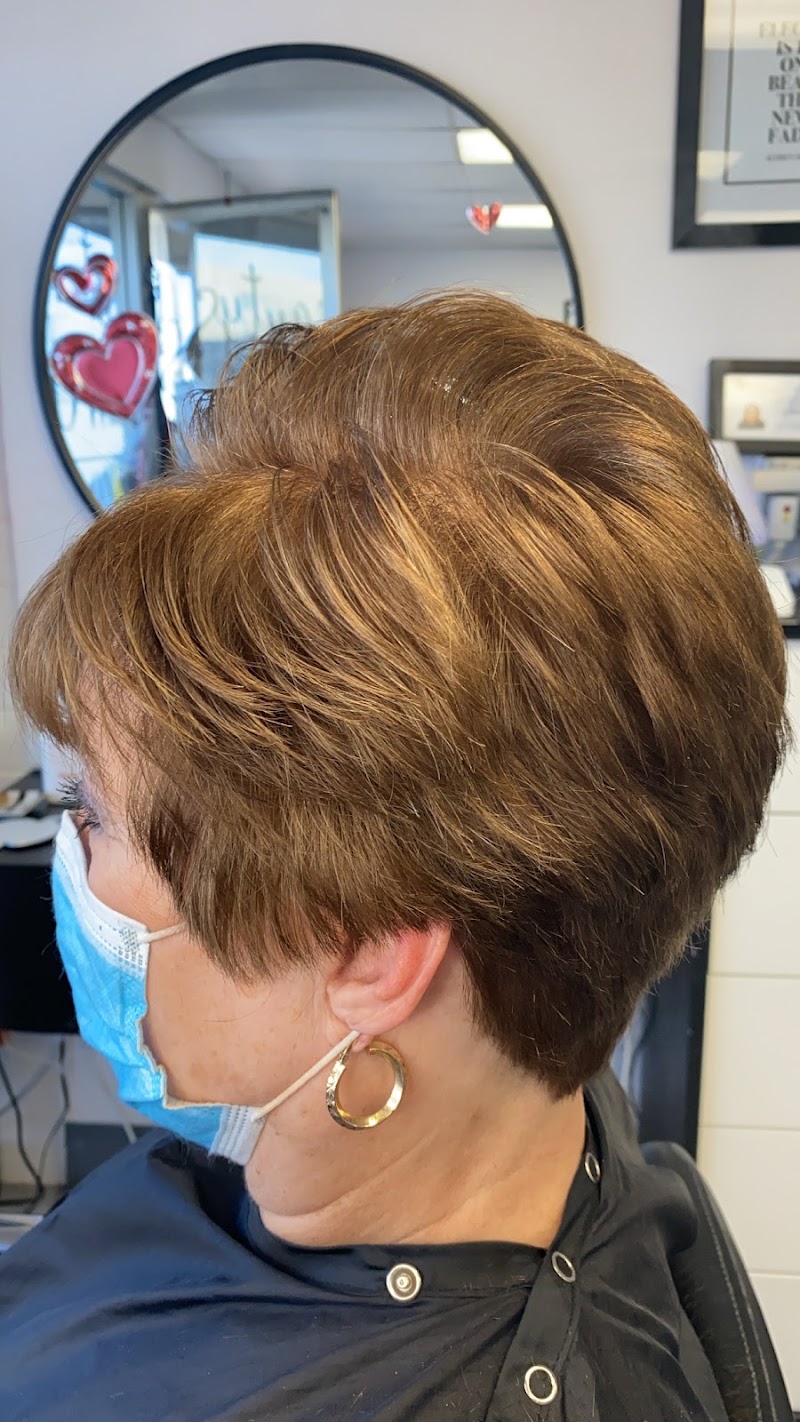 The Beauty Bungalow Hair & Nail Salon in Havasu, beauty salon in Lake Havasu City, AZ, photo 1 of 10