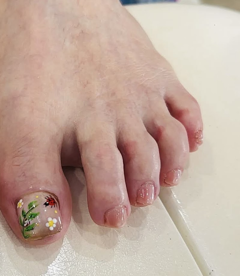 Vellagio Nails & Spa, nail salon in Johnson City, TN, photo 2 of 10