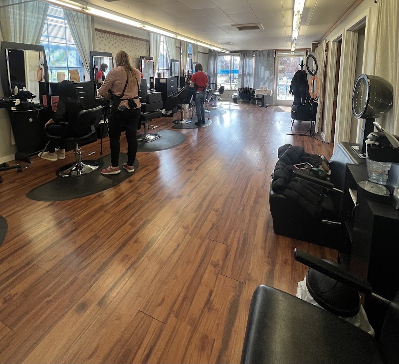 Head To Toe Salon, beauty salon in Ellensburg, WA, photo 5 of 10