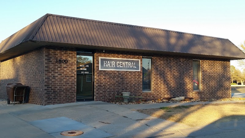 Hair Central, beauty salon in Great Bend, KS, photo 3 of 10
