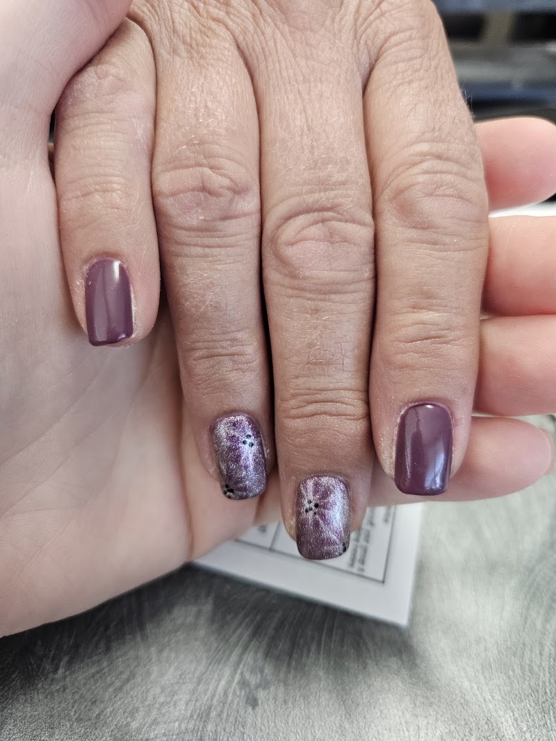 Hair Central, beauty salon in Great Bend, KS, photo 6 of 10