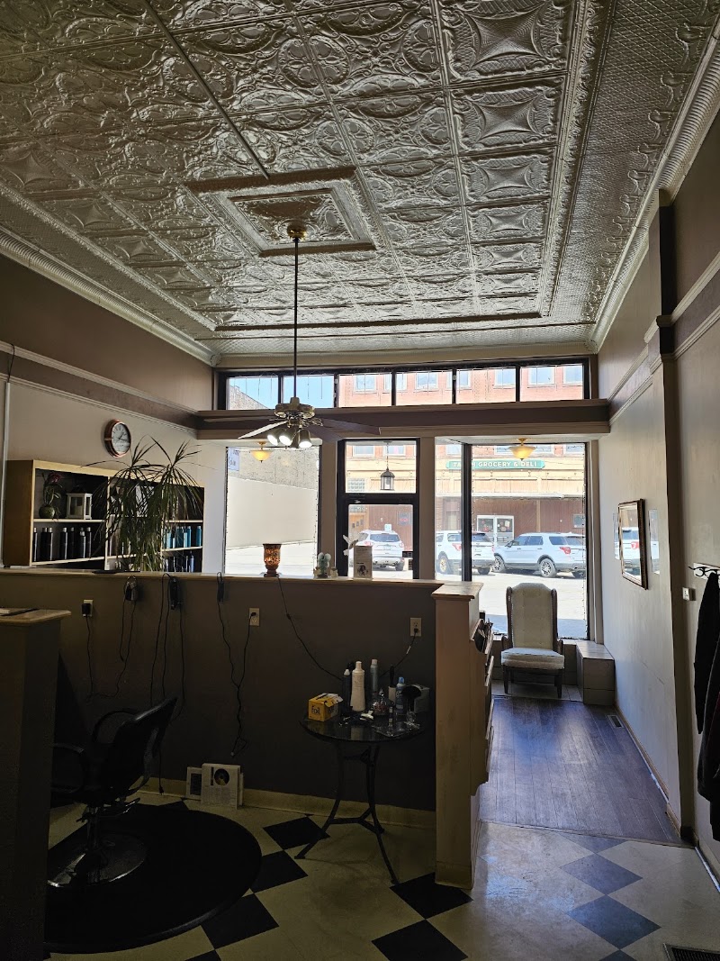 Old Towne Salon, hair salon in Faribault, MN, photo 1 of 5