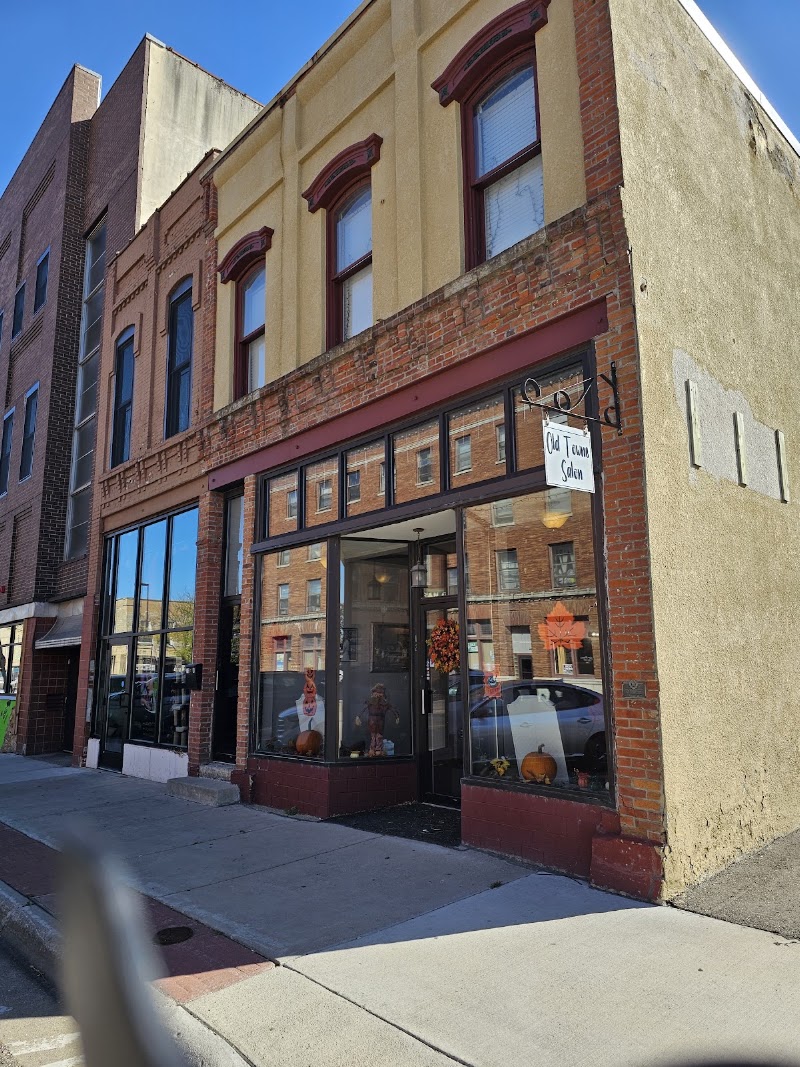 Old Towne Salon, hair salon in Faribault, MN, photo 4 of 5