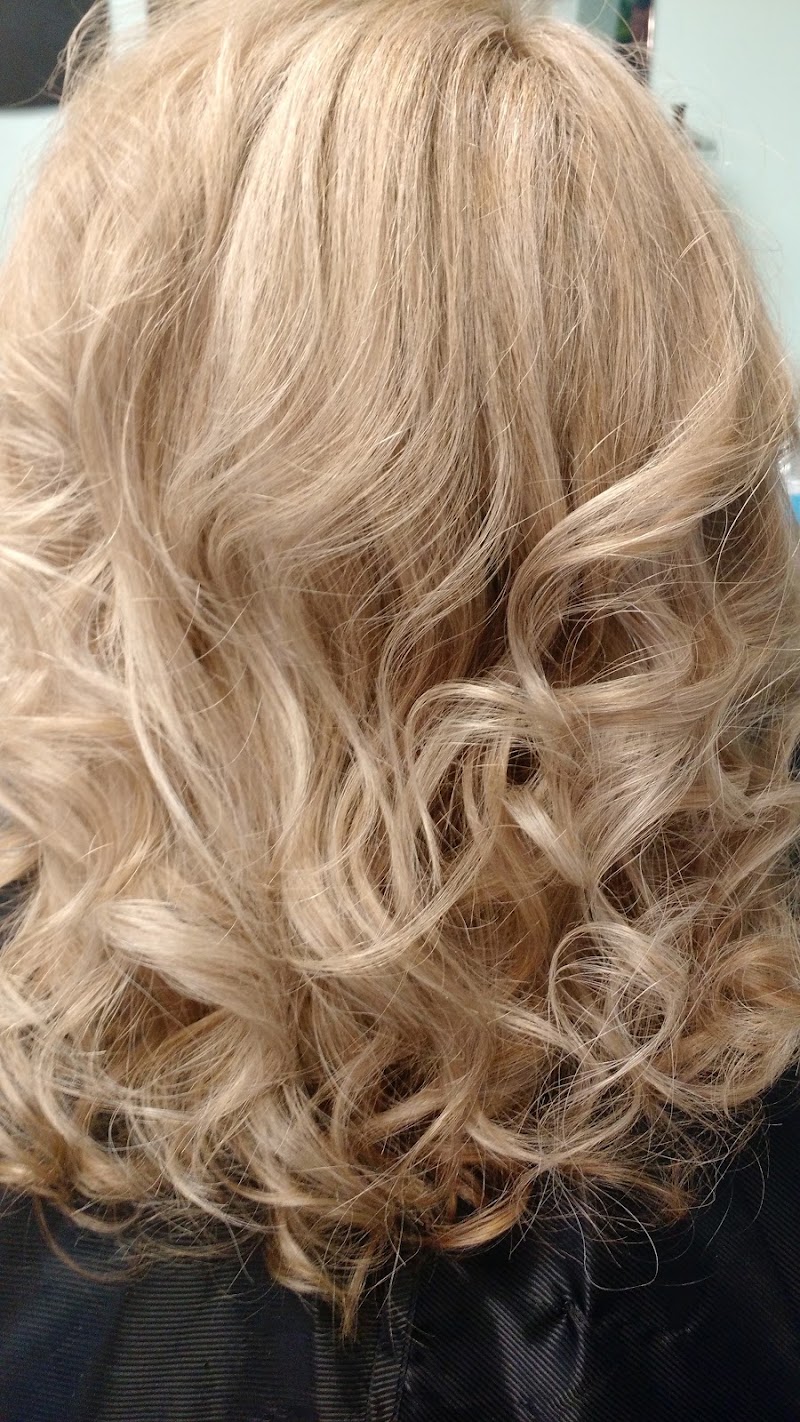 Hair Graphics, beauty salon in Suffolk, VA, photo 2 of 10