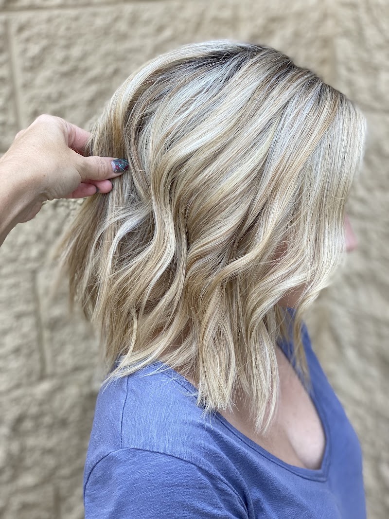 Hair Pizazz salon, beauty salon in O'Fallon, IL, photo 1 of 10