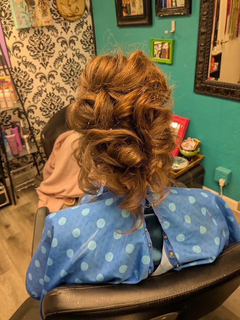State Street Styles, beauty salon in Mason City, IA, photo 1 of 10
