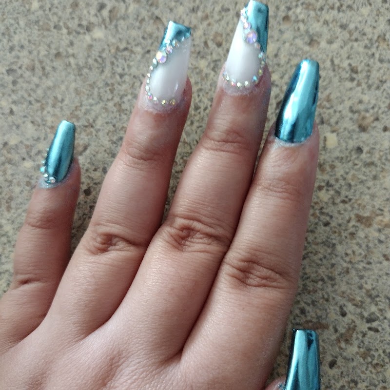 Aura Salon, beauty salon in Pueblo West, CO, photo 6 of 10