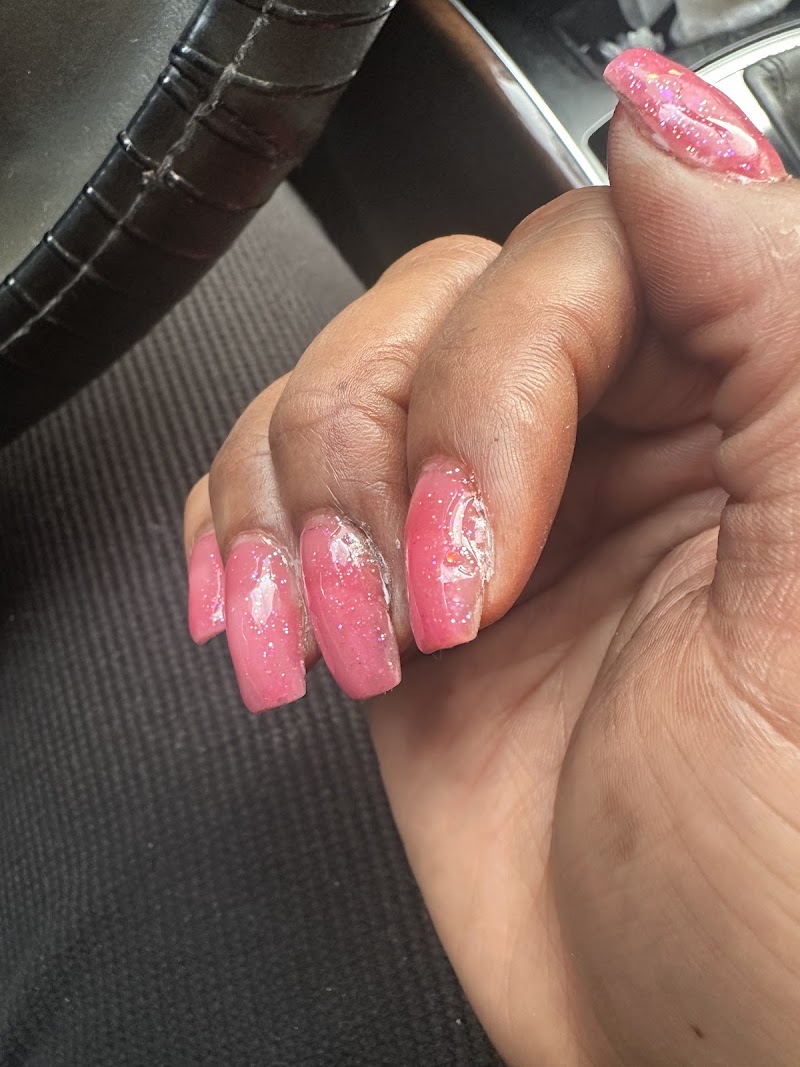 Magic Nail, nail salon in Youngstown, OH, photo 5 of 10