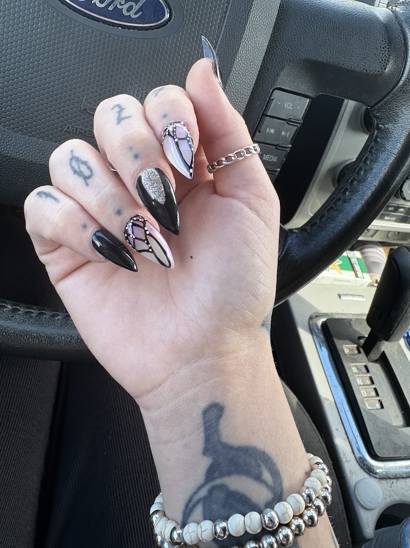 Magic Nail, nail salon in Youngstown, OH, photo 6 of 10