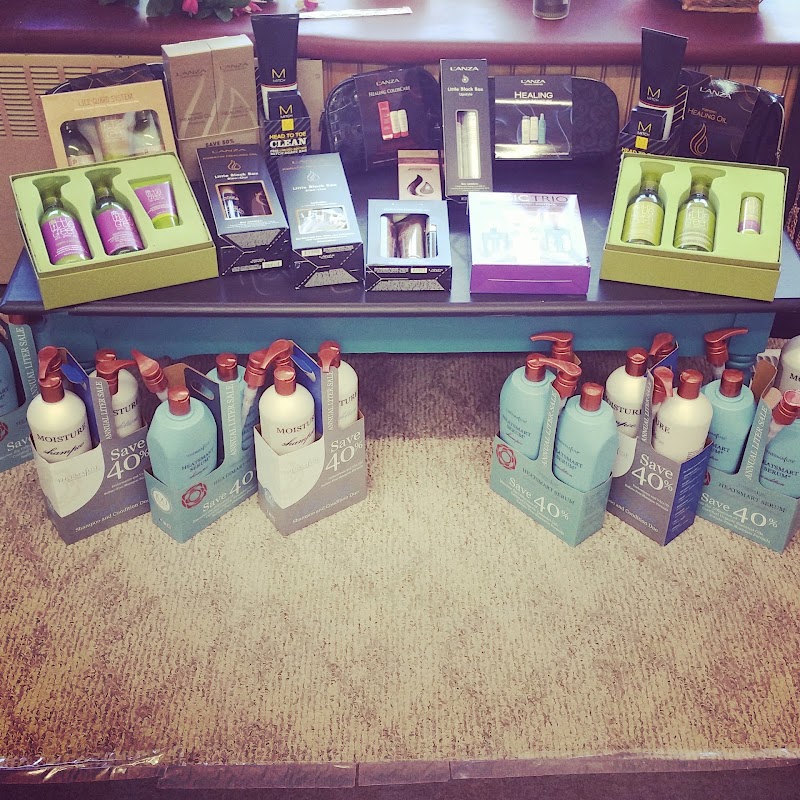 Hair Works, hair salon in Portage, WI, photo 6 of 10
