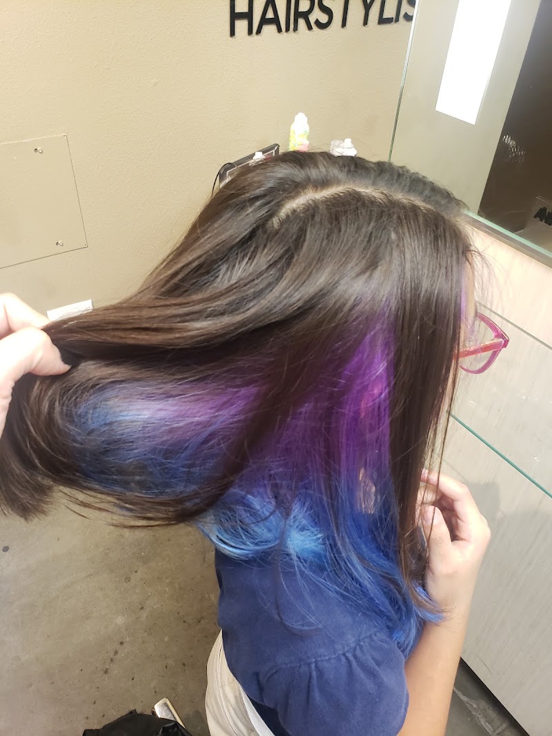 J & Frank Professional Hairstylists, hair salon in Yuma, AZ, photo 1 of 10