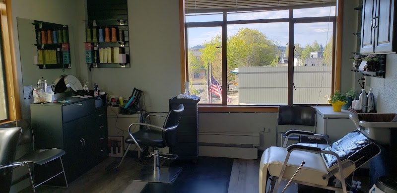 HNE Salon, beauty salon in Coos Bay, OR, photo 1 of 6
