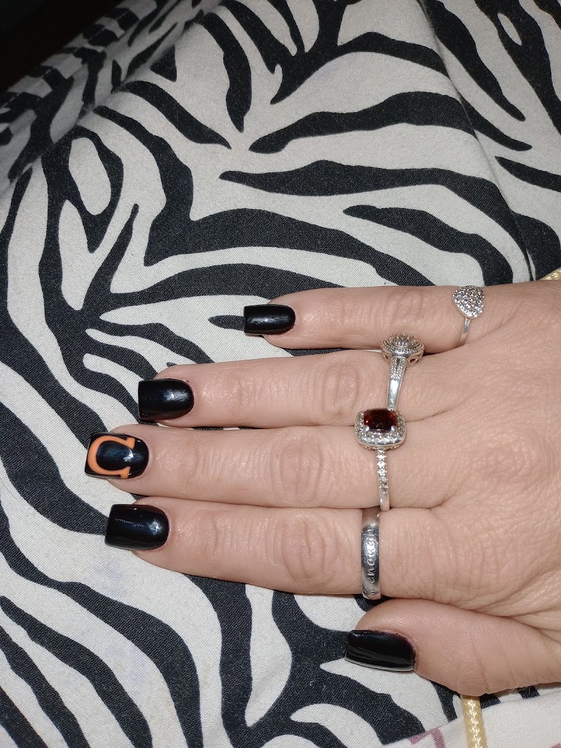 N & N Nail Spa, nail salon in Jacksonville, NC, photo 2 of 10