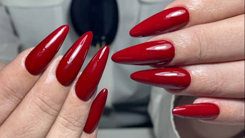 ombre Nail’s studio and academy by Vishakha parate, nail salon in Nagpur, India, photo 2 of 17