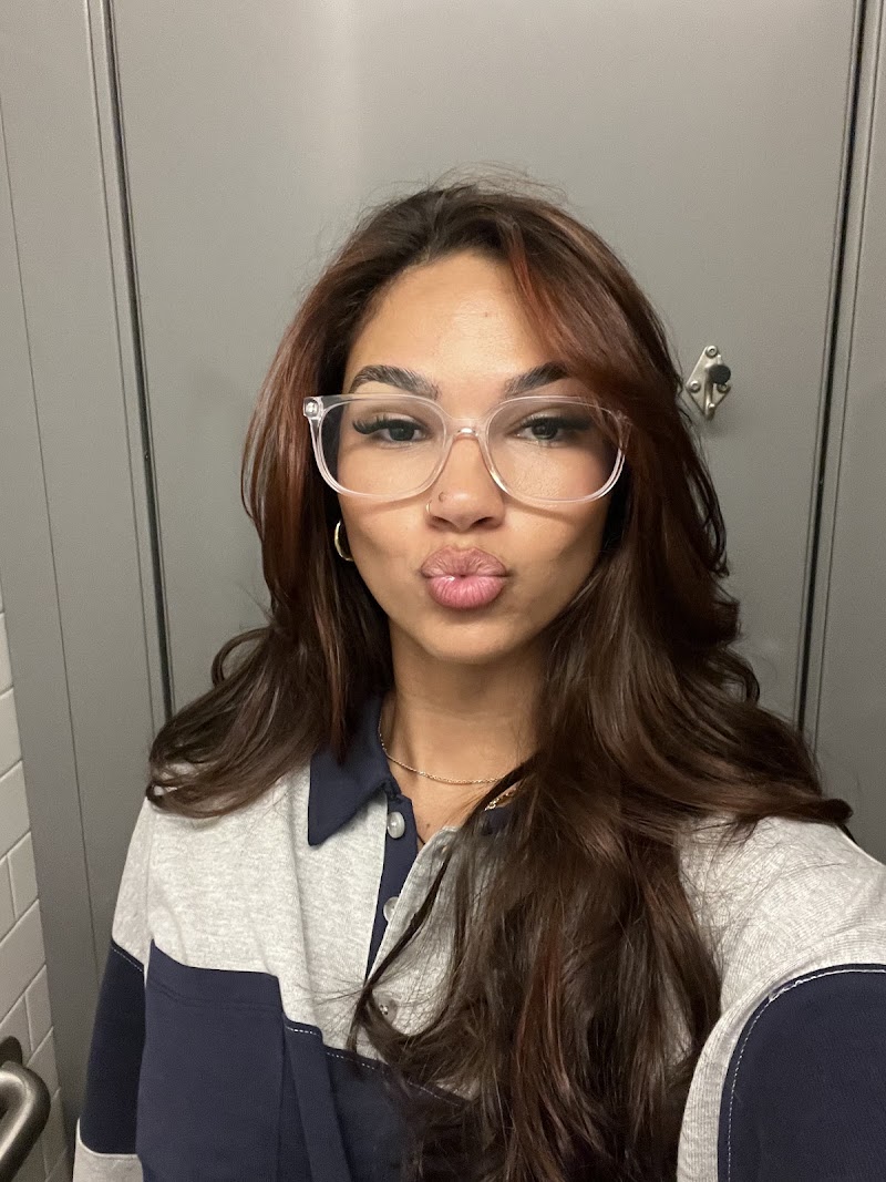 Salon Color, beauty salon in Woodbridge Township, NJ, photo 3 of 3
