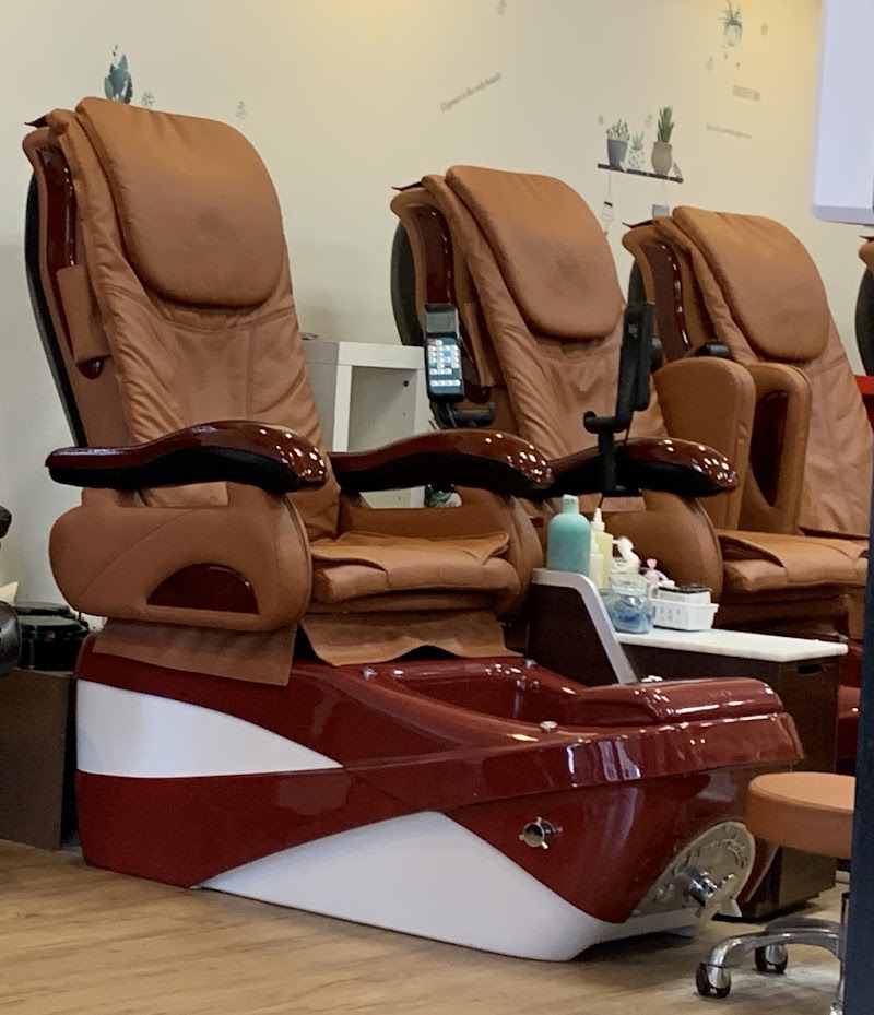 Zen Nails & Spa, nail salon in Media, PA, photo 6 of 10
