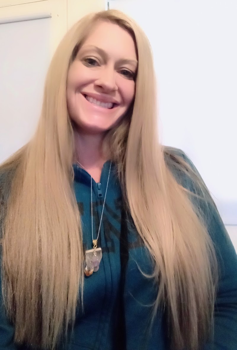 Commercial Street Salon & Day, hair salon in Trinidad, CO, photo 2 of 10