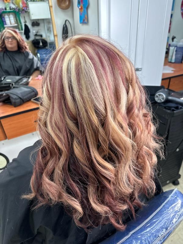 Aloha Beauty Salon, nail salon in Bullhead City, AZ, photo 1 of 4