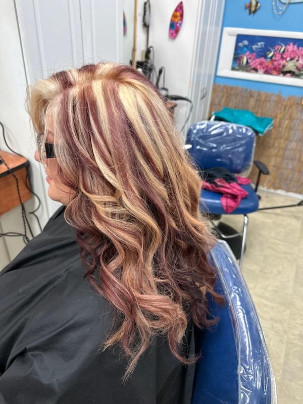 Aloha Beauty Salon, nail salon in Bullhead City, AZ, photo 2 of 4