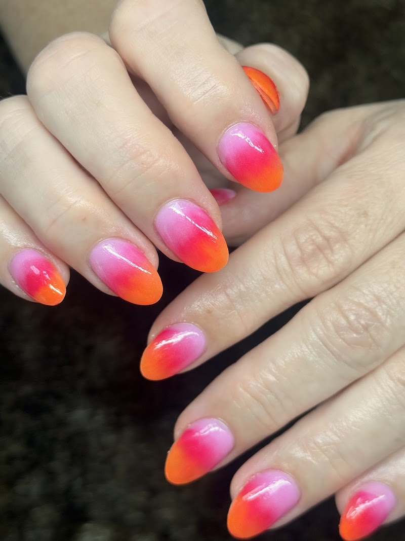 Jenny Le Nail’s, nail salon in Austin, MN, photo 2 of 10