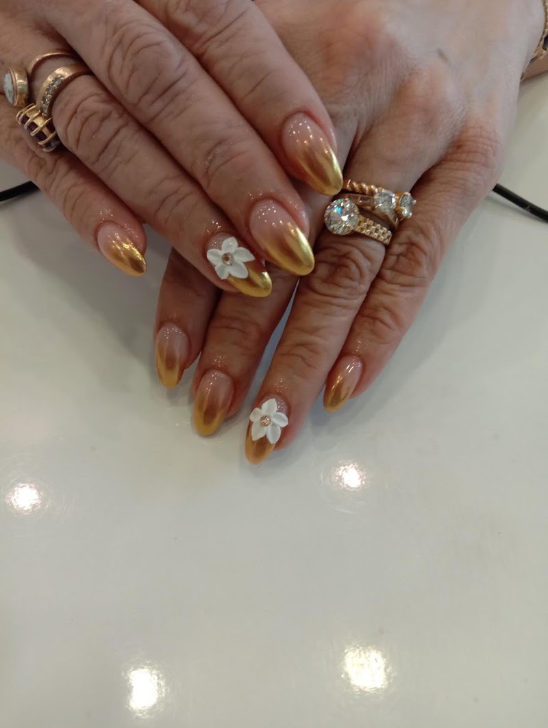 Enamel Nail Studio, nail salon in Gurugram, India, photo 5 of 10