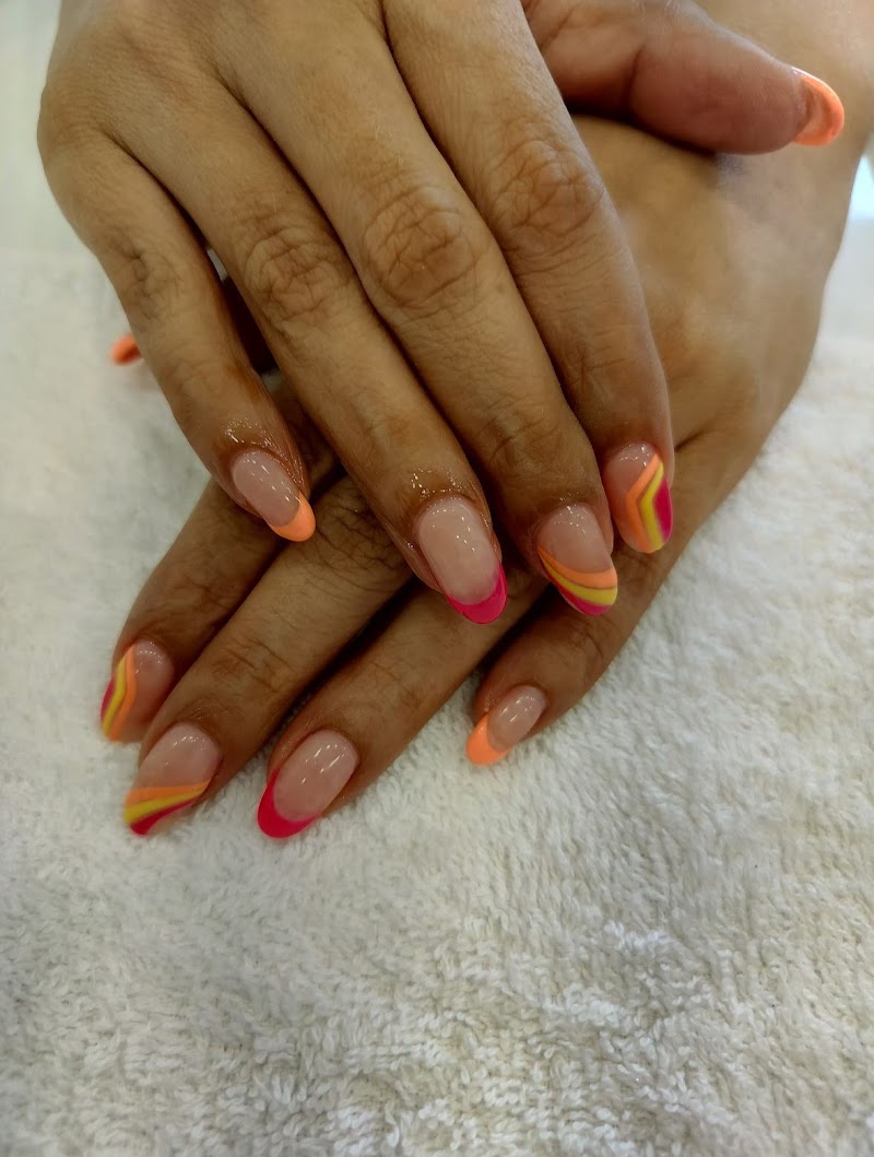 Enamel Nail Studio, nail salon in Gurugram, India, photo 6 of 10