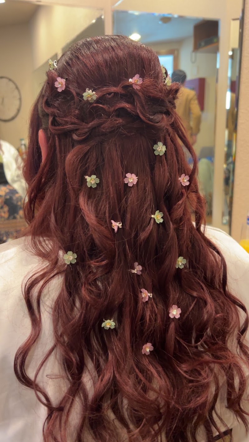 Encanto Bridal Hair and Makeup, beauty salon in Longmont, CO, photo 2 of 10
