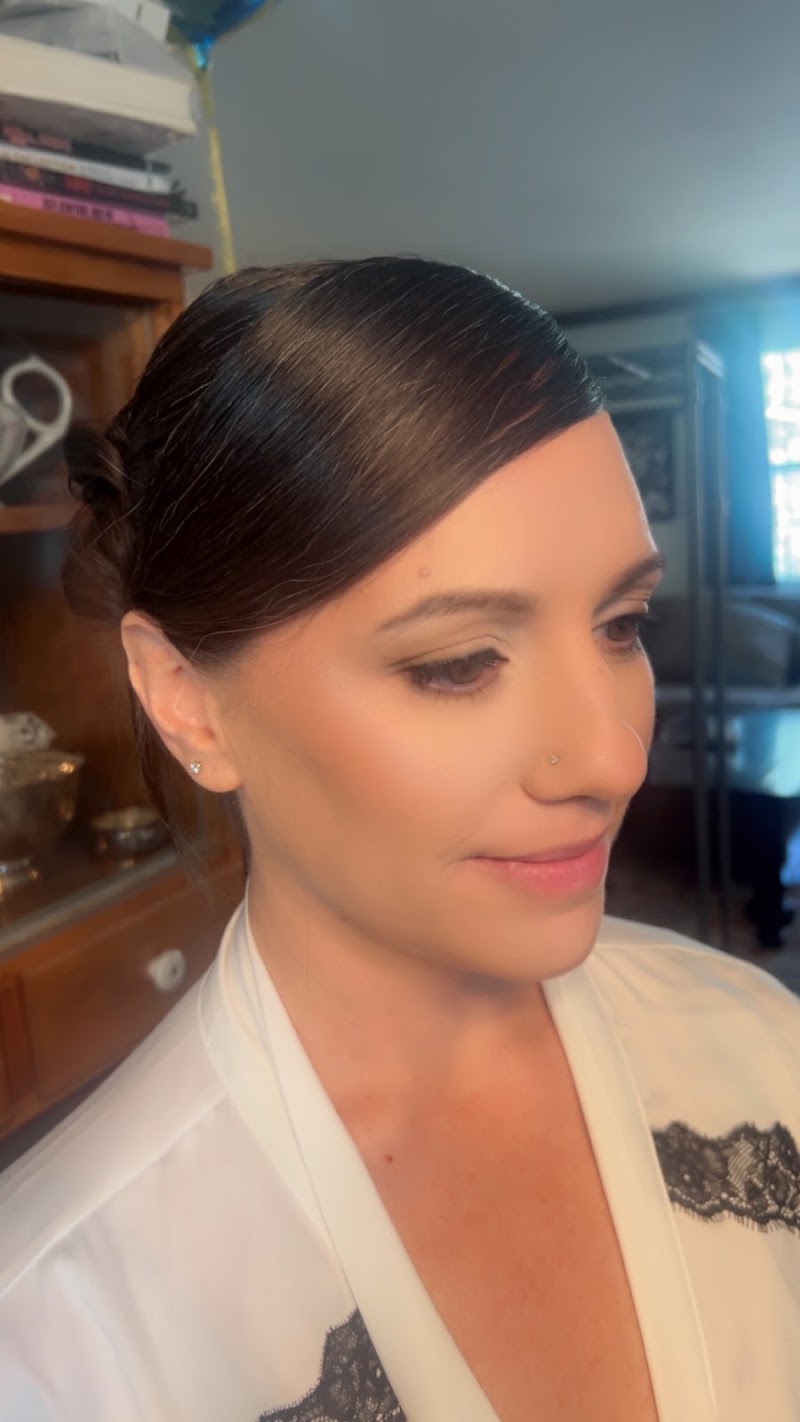 Encanto Bridal Hair and Makeup, beauty salon in Longmont, CO, photo 3 of 10