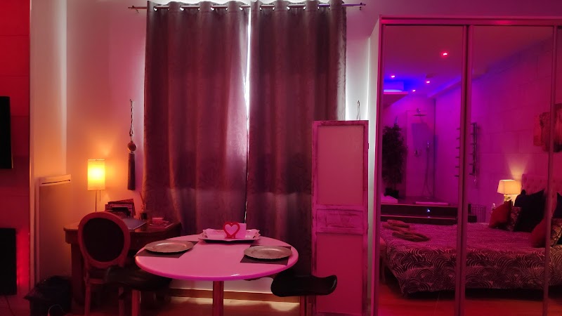 Loft & Spa, hotel in Dijon, France, photo 3 of 10