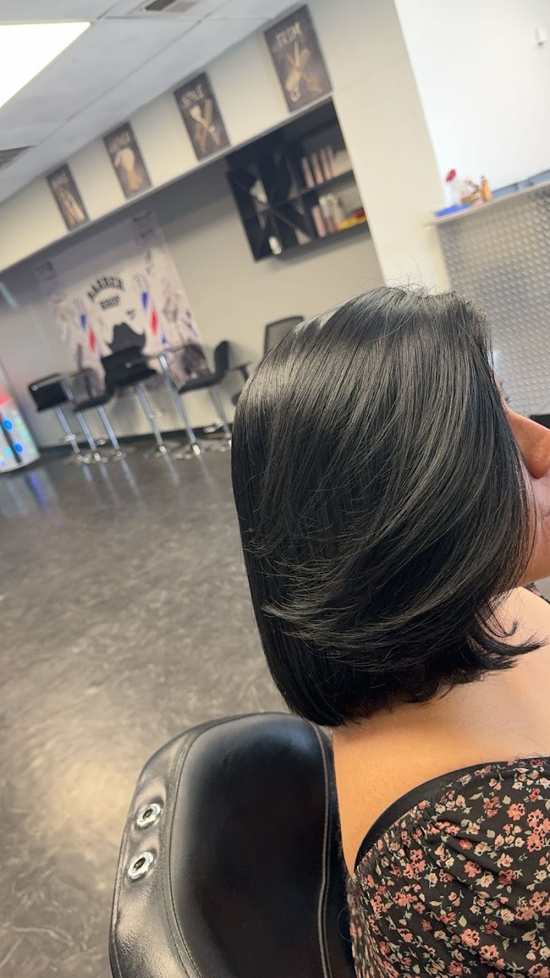 Sandy's Beauty Salon, beauty salon in Commerce City, CO, photo 3 of 10
