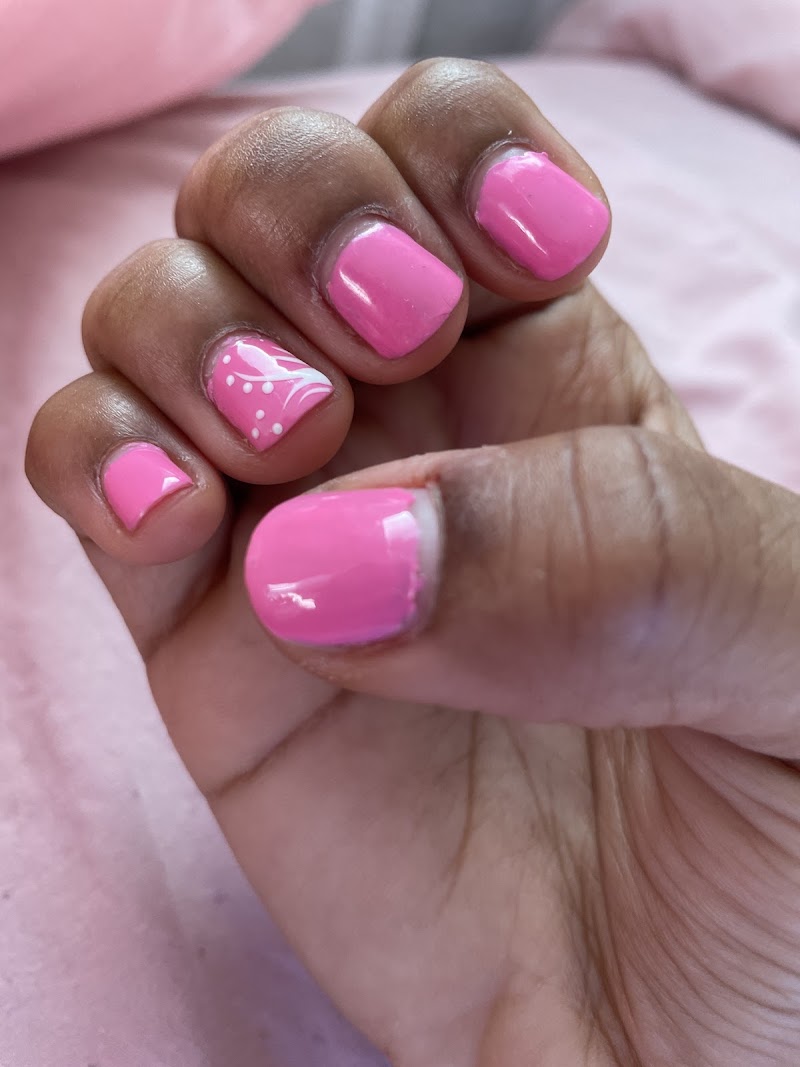 Groove Nails Spa, nail salon in Neptune City, NJ, photo 3 of 10