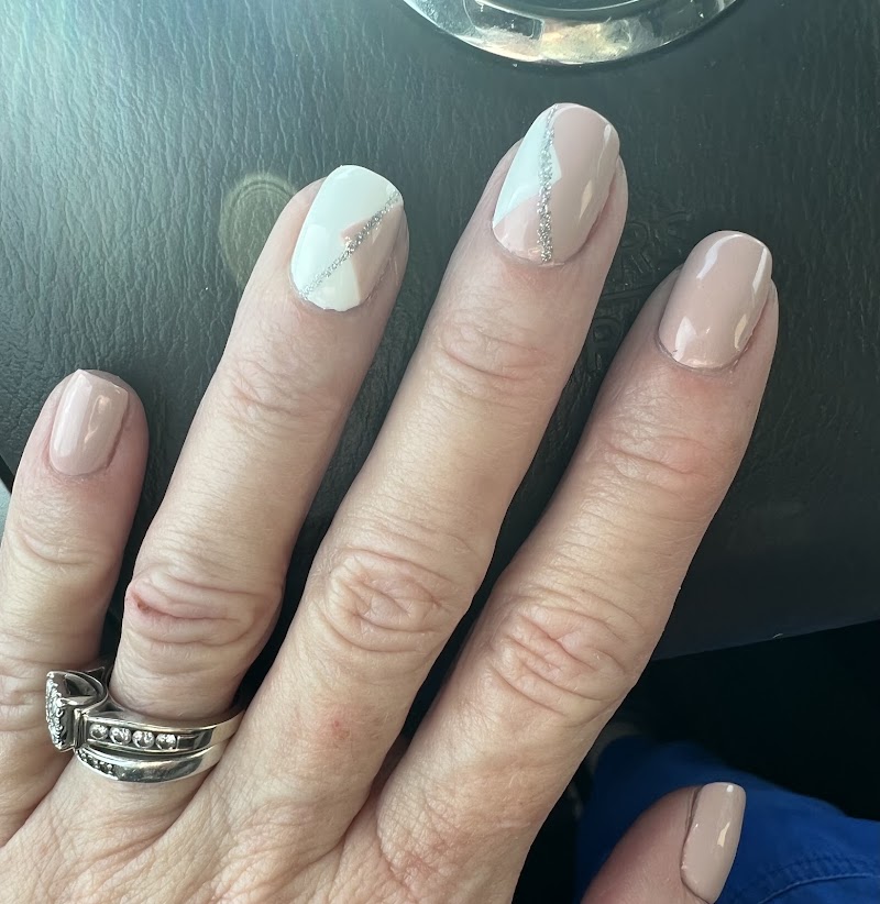 Beauty Nails By Mary, nail salon in Sikeston, MO, photo 4 of 10
