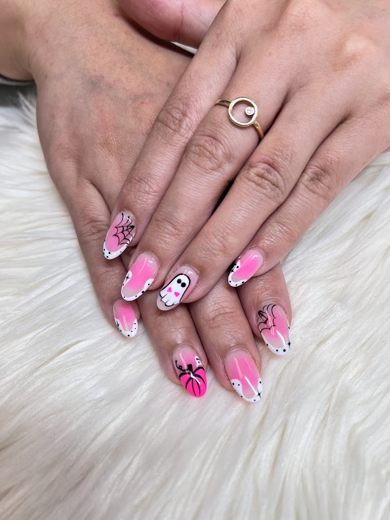 Lovely Nails, nail salon in Hilton Head Island, SC, photo 3 of 10