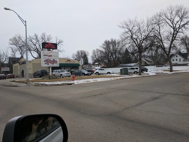 Pep's Barber Shop & Salon, barber shop in Willmar, MN, photo 2 of 10