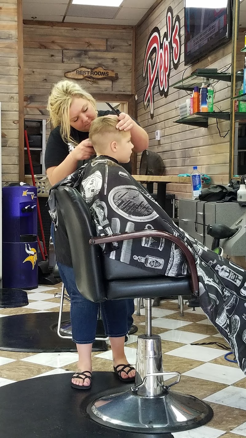 Pep's Barber Shop & Salon, barber shop in Willmar, MN, photo 5 of 10