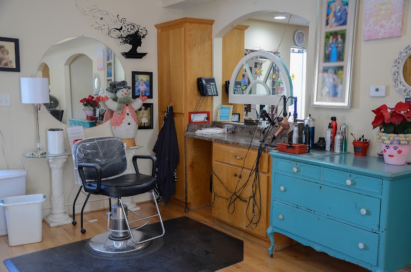 You-Topia Hair Designs, beauty salon in Danville, VA, photo 3 of 10