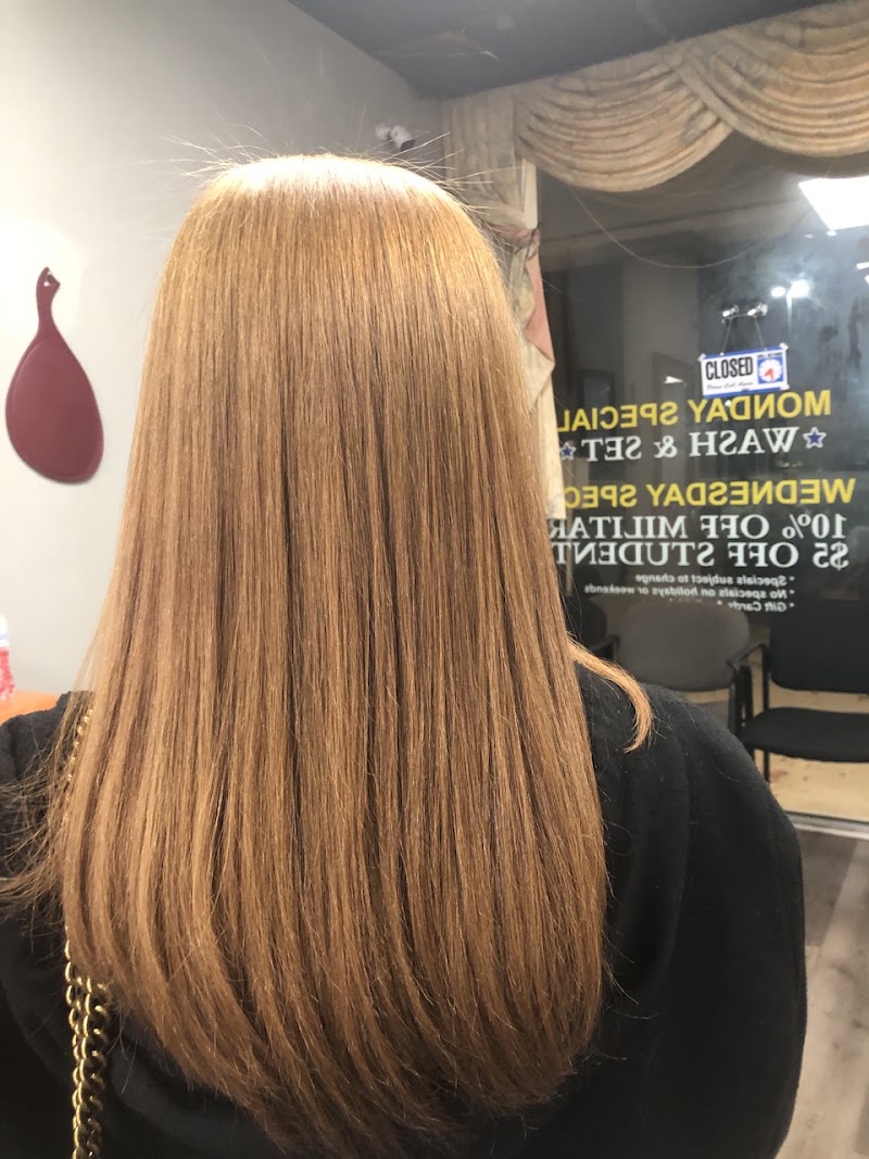 EELEANS BEAUTY SALON., beauty salon in Portsmouth, VA, photo 5 of 10