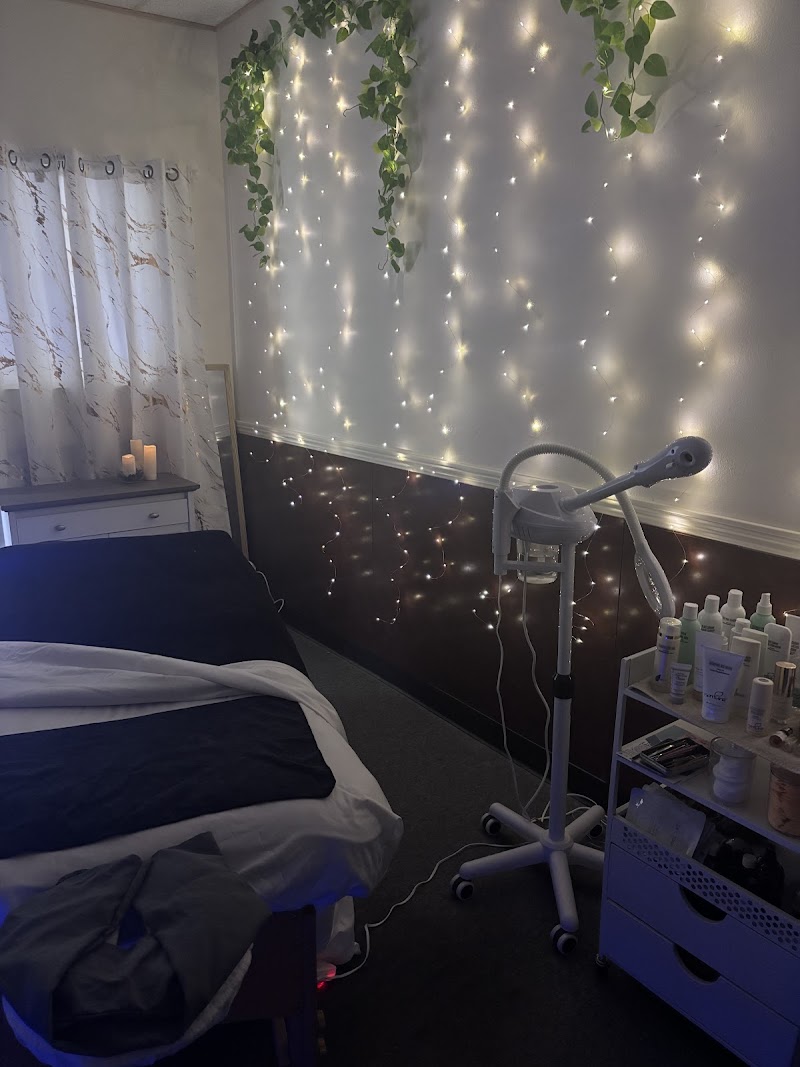 Infinity Head Spa By High Society, spa in Palmdale, CA, photo 4 of 8