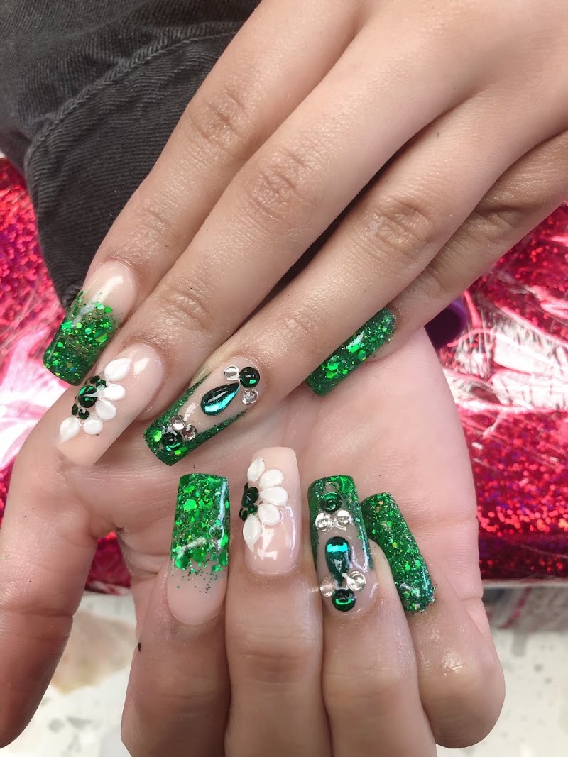 Tanning & Nails Salon, nail salon in Torrington, CT, photo 1 of 10
