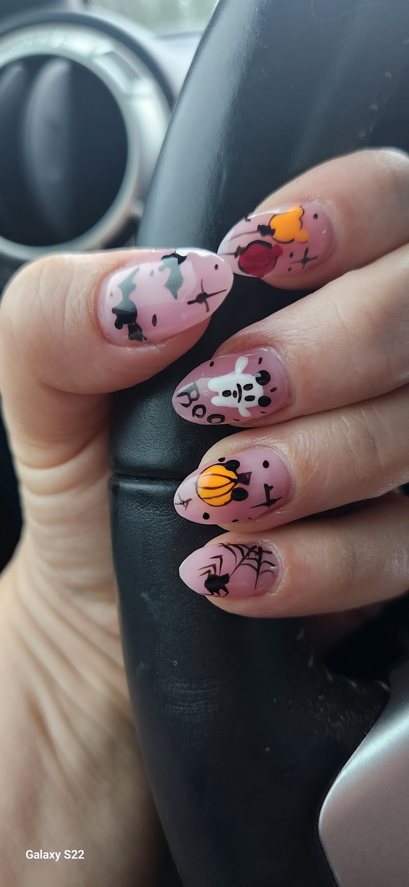 Tanning & Nails Salon, nail salon in Torrington, CT, photo 5 of 10