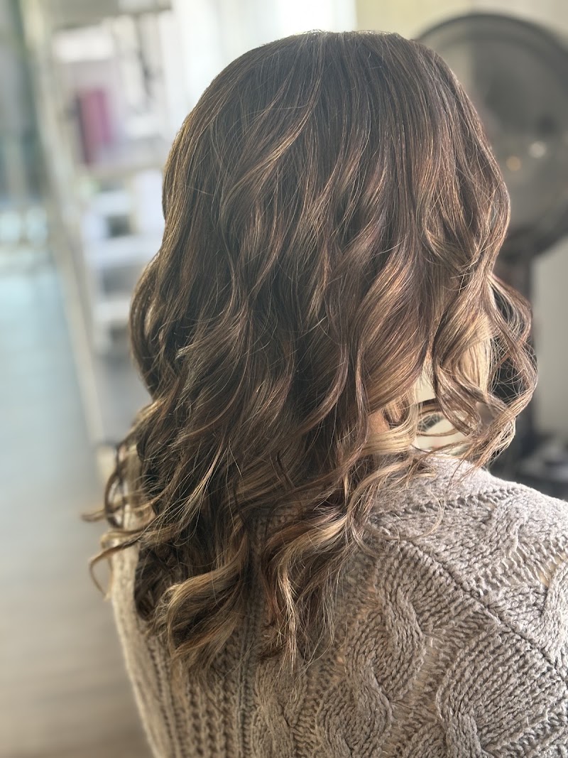 Studio180, beauty salon in Muscatine, IA, photo 1 of 9