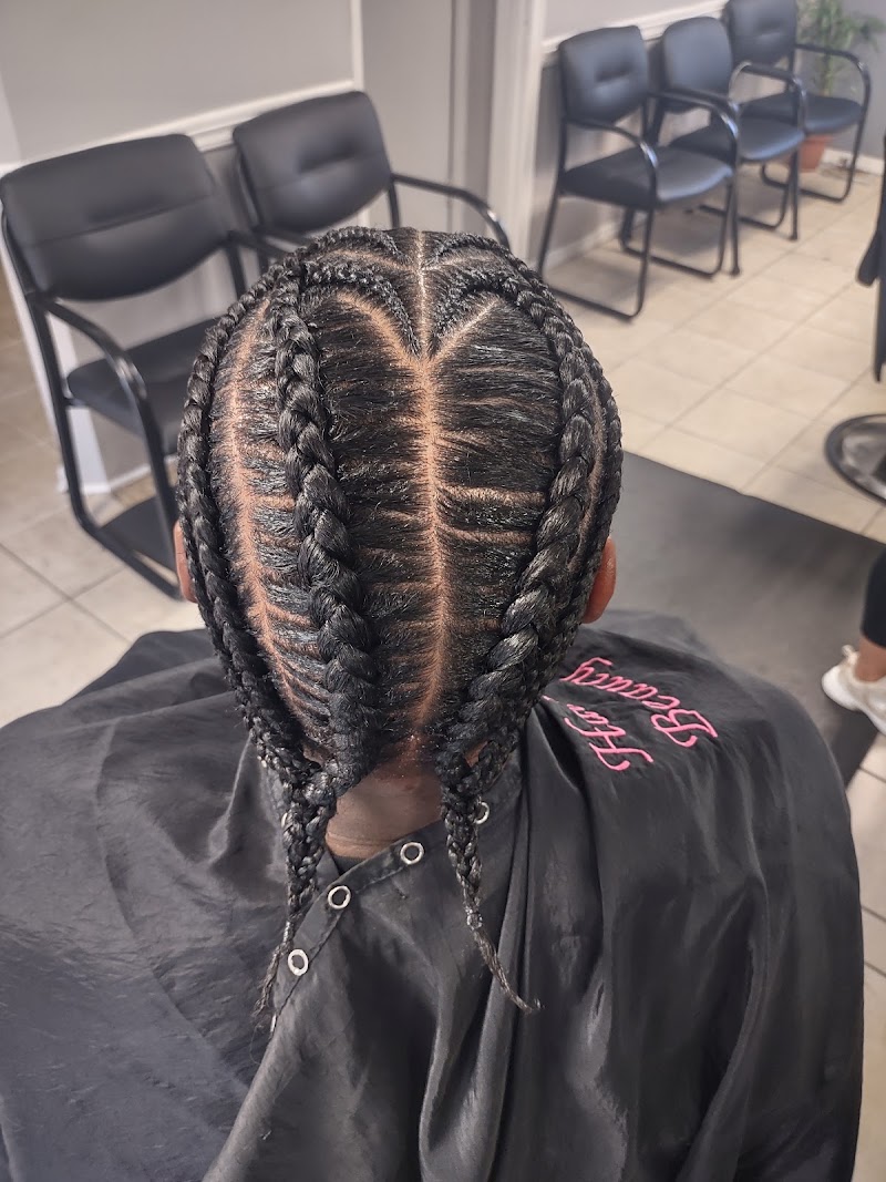 Dominican Hair Evolution Beauty Salon, beauty salon in Woodbridge Township, NJ, photo 2 of 10