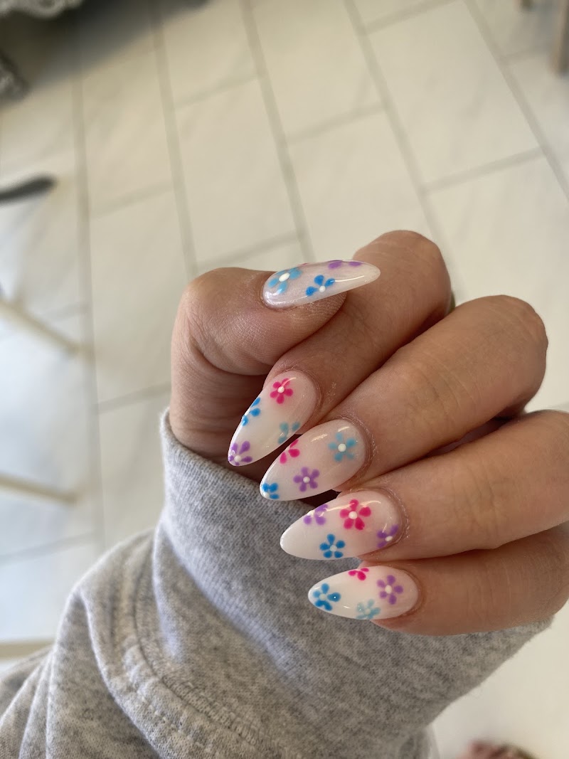 Paint Nails & Spa, nail salon in Hickory, NC, photo 4 of 10