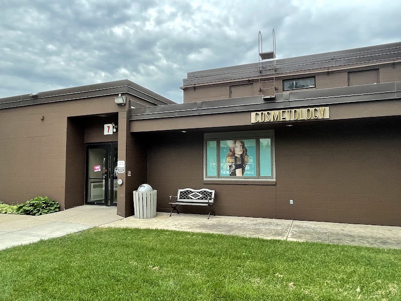 Ridgewater College Salon & Day, beauty salon in Willmar, MN, photo 6 of 7