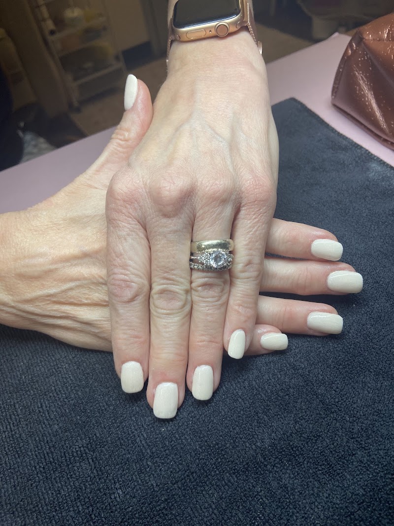 Sparkle Plenty Nails, nail salon in Hendersonville, TN, photo 4 of 10