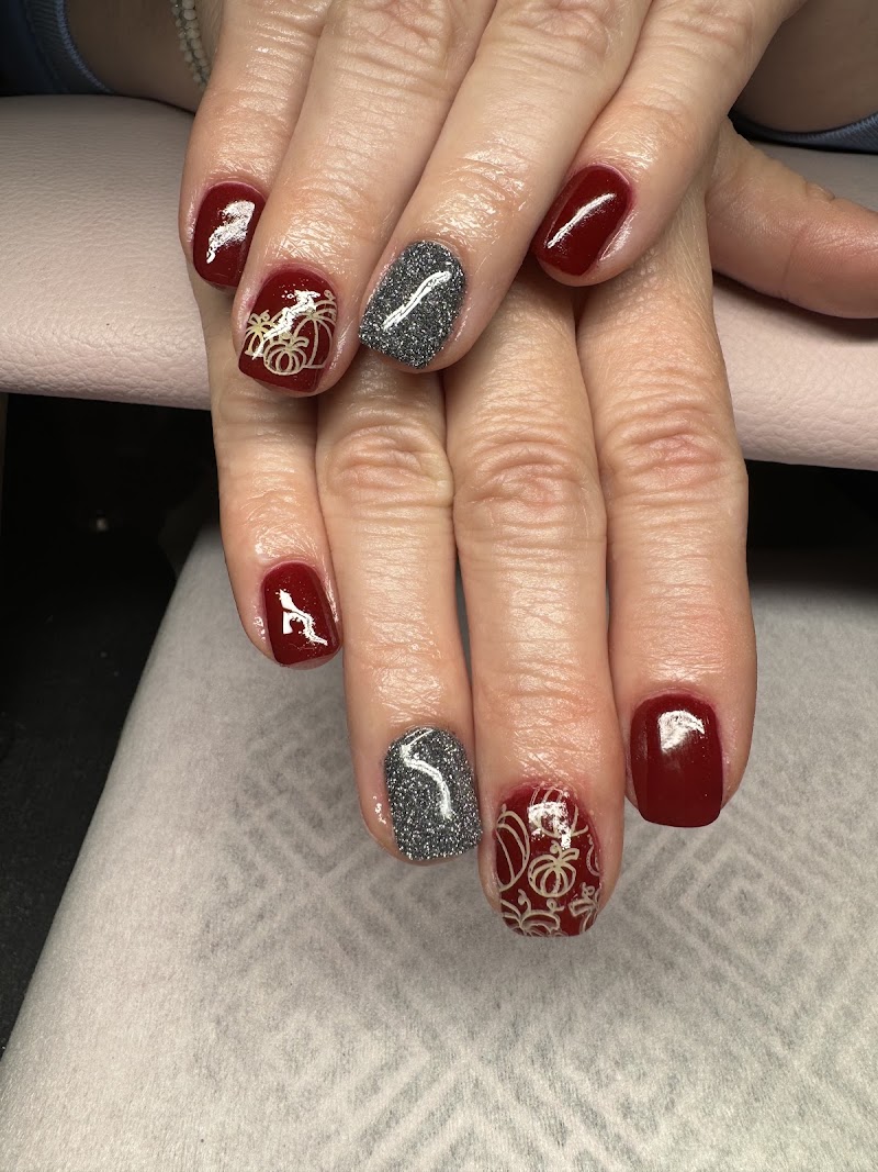 Sparkle Plenty Nails, nail salon in Hendersonville, TN, photo 5 of 10