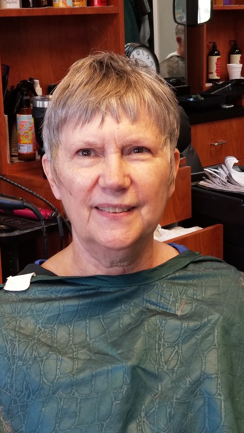 Shear Designs Salon, beauty salon in Farmington, MO, photo 1 of 3