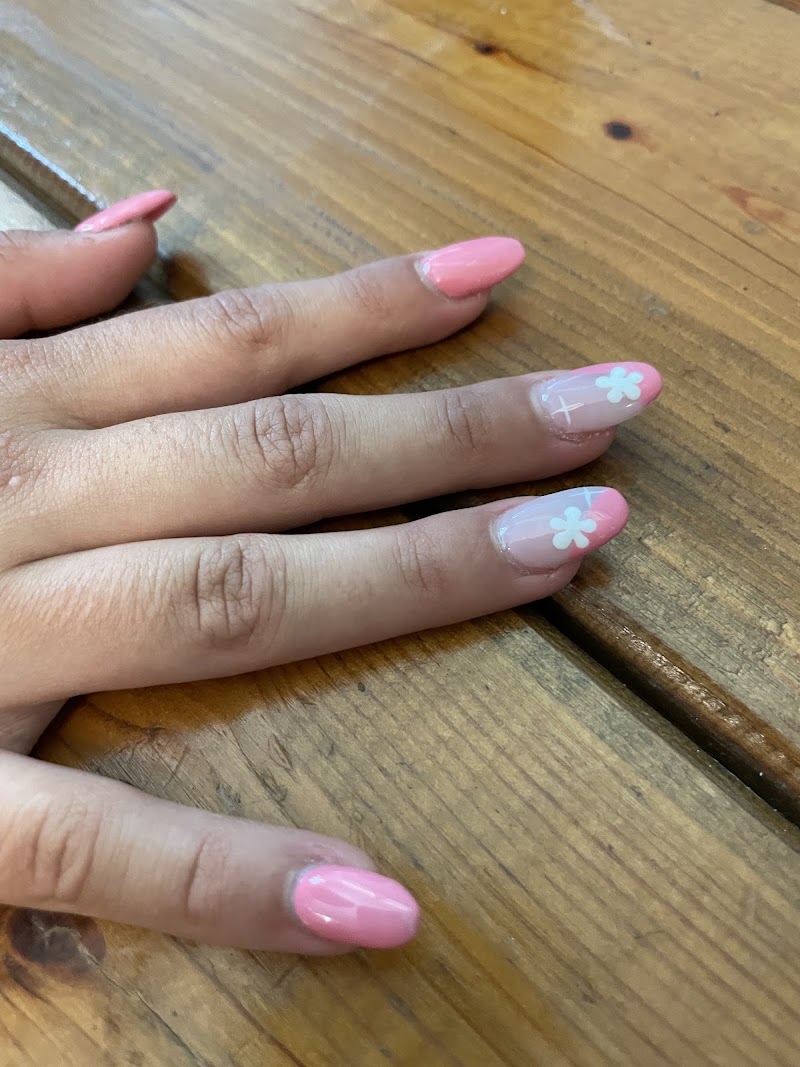 DELTA SPA NAILS Dewy, nail salon in Dalton, GA, photo 2 of 10